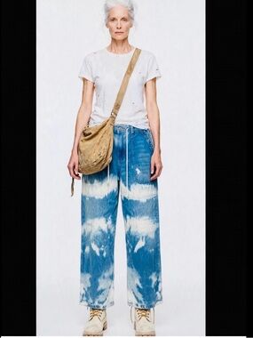 cram very baggy bleach washed jeans